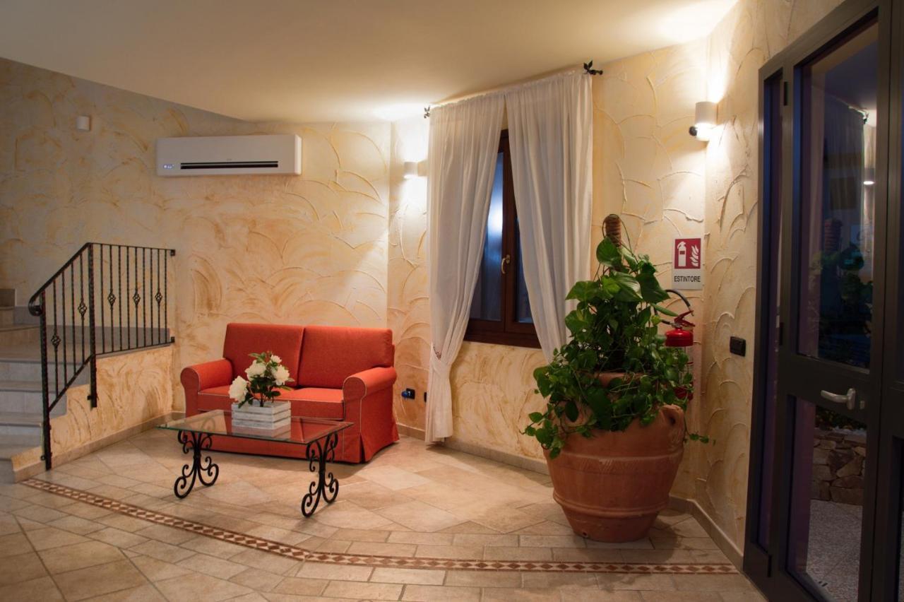 Hotel Trinita Dei Corsari Torre dei Corsari Eksteriør billede