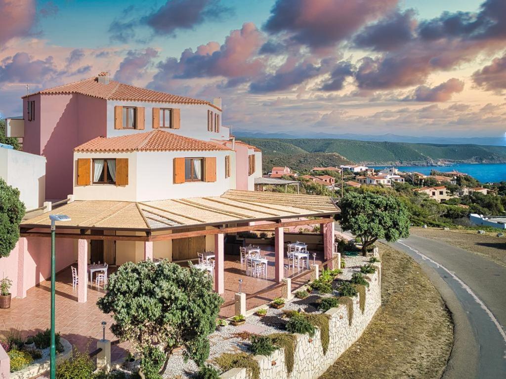 Hotel Trinita Dei Corsari Torre dei Corsari Eksteriør billede